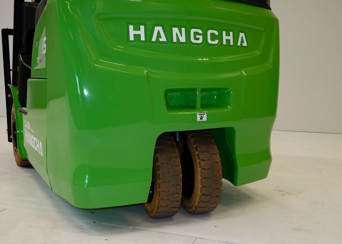 371 2.jpg